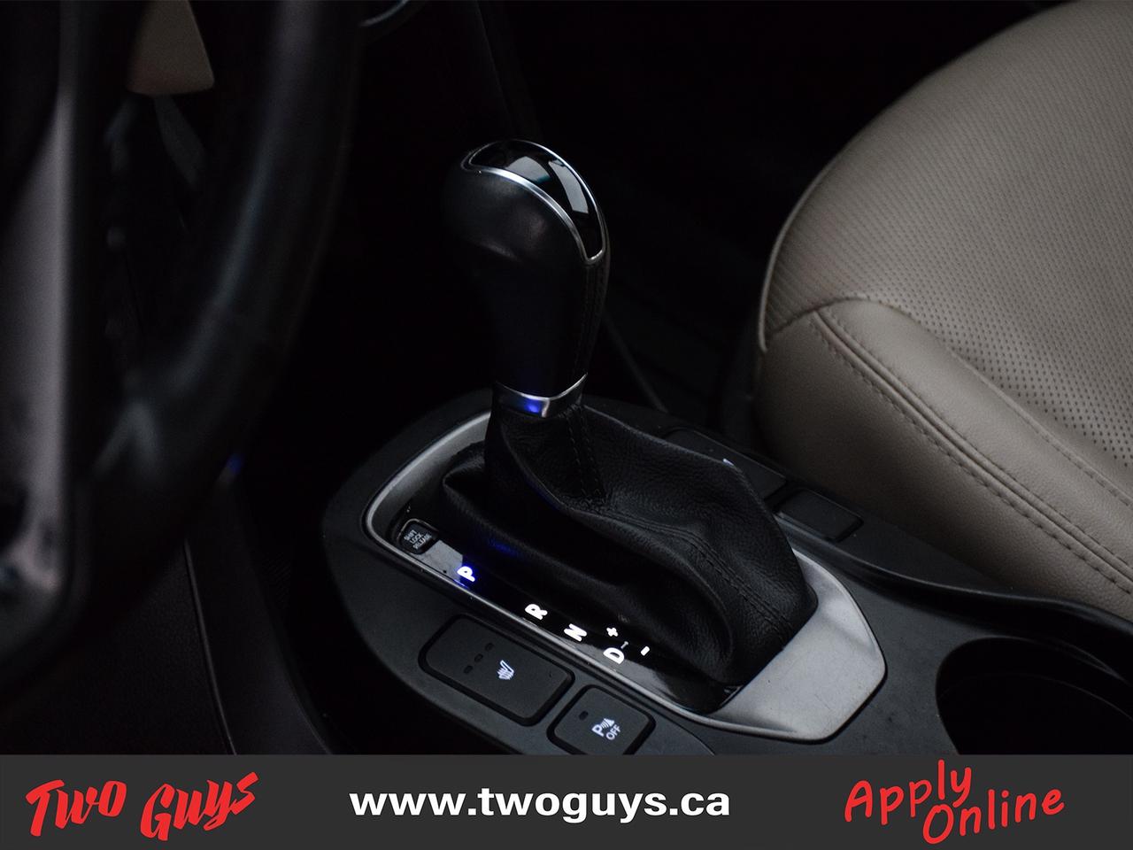 2018 Hyundai Santa Fe Sport 2.4 Luxury AWD   Panoroof   Nav   Leather Photo