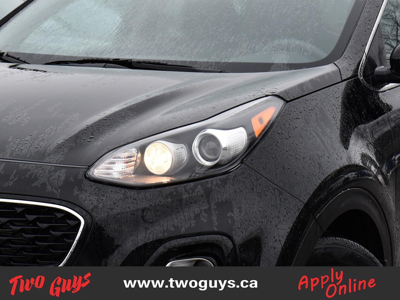 2022 Kia Sportage LX FWD Back Up Camera Heated Front Seats Carplay Photo