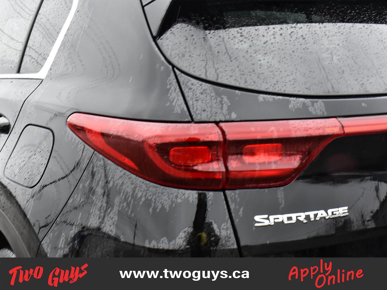 2022 Kia Sportage LX FWD Back Up Camera Heated Front Seats Carplay Photo