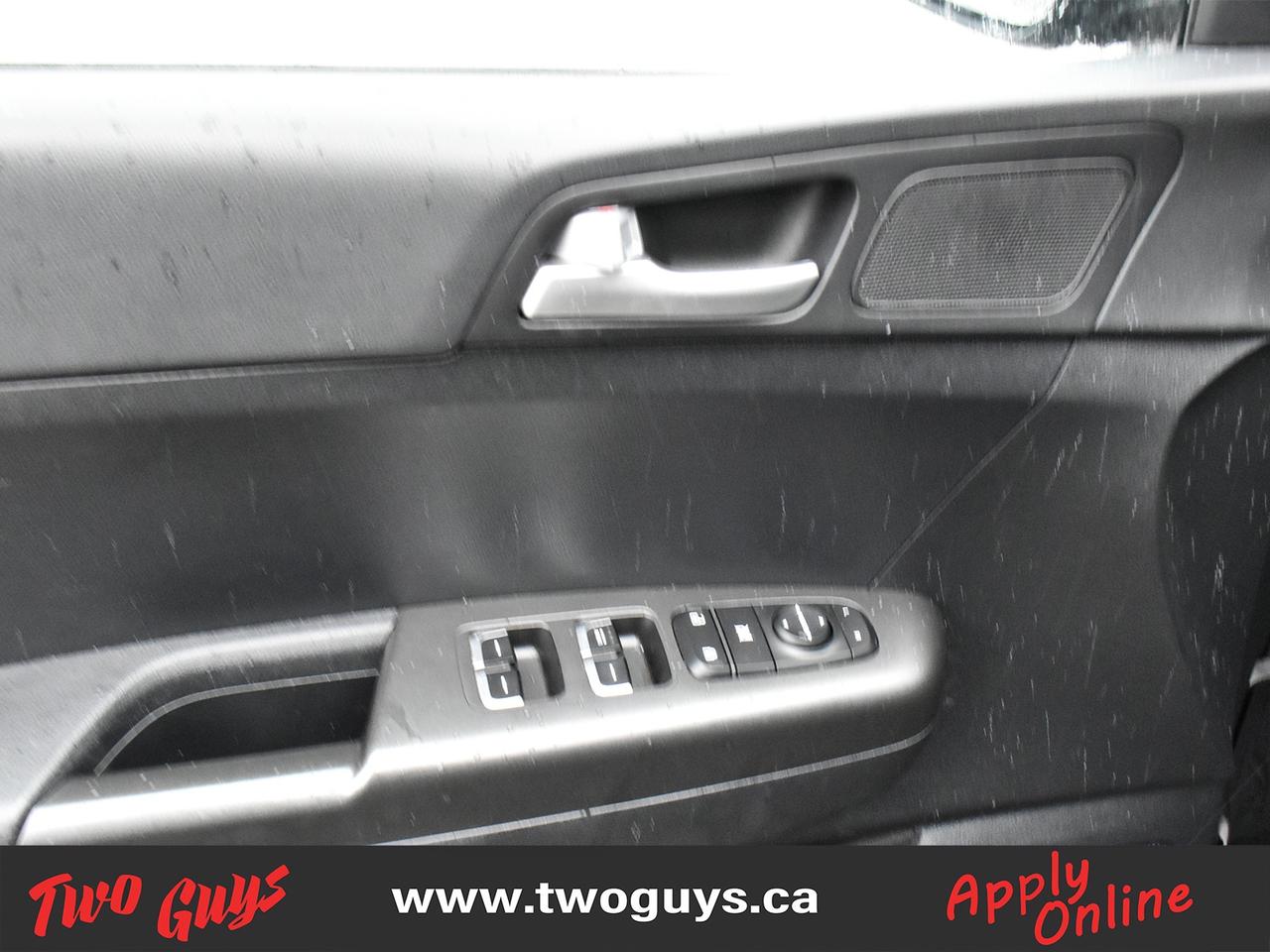 2022 Kia Sportage LX FWD Back Up Camera Heated Front Seats Carplay Photo