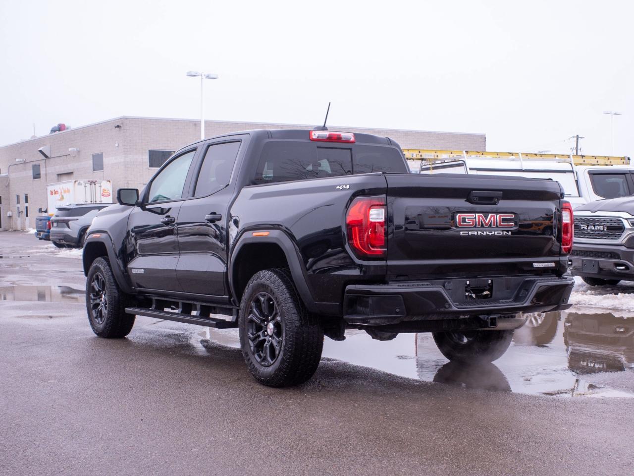 2024 GMC Canyon Elevation - Off-Road Performance Display Photo