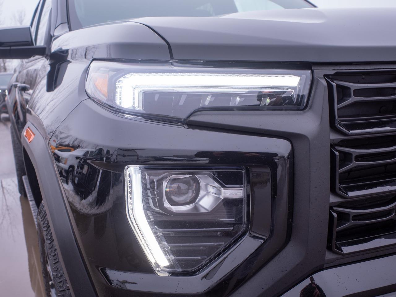 2024 GMC Canyon Elevation - Off-Road Performance Display Photo