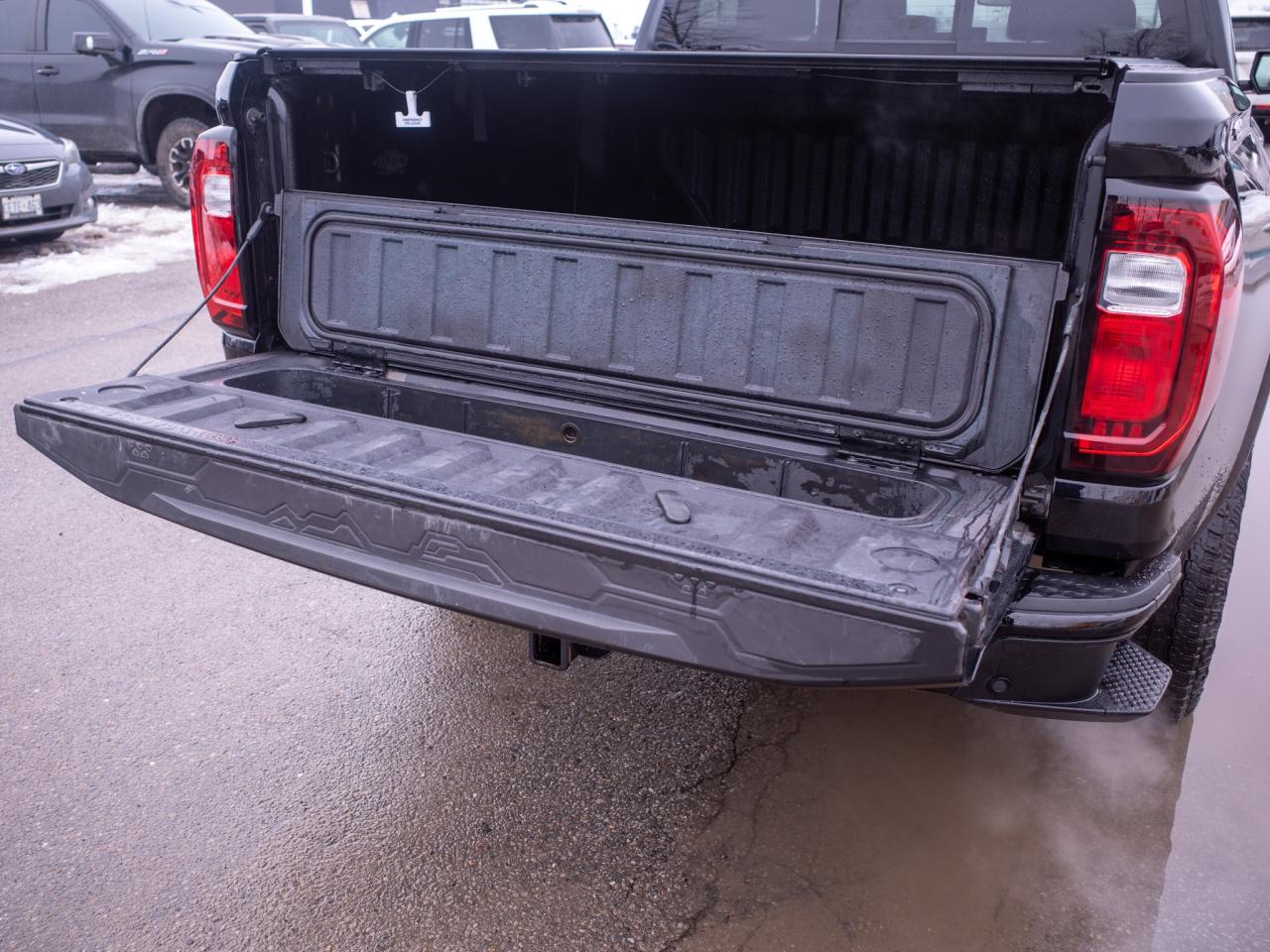 2024 GMC Canyon Elevation - Off-Road Performance Display Photo