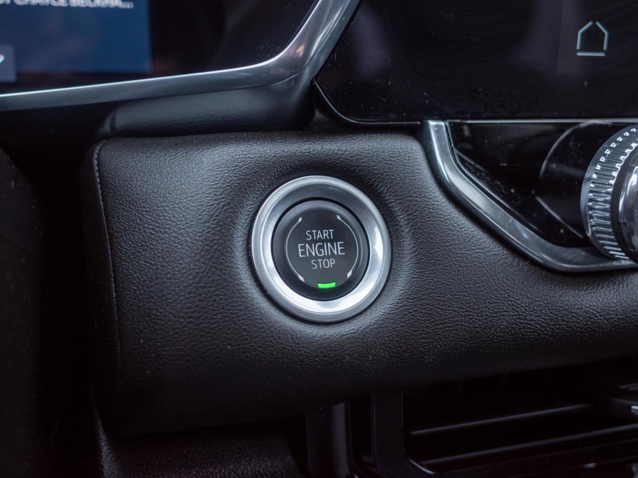 2024 GMC Canyon Elevation - Off-Road Performance Display Photo