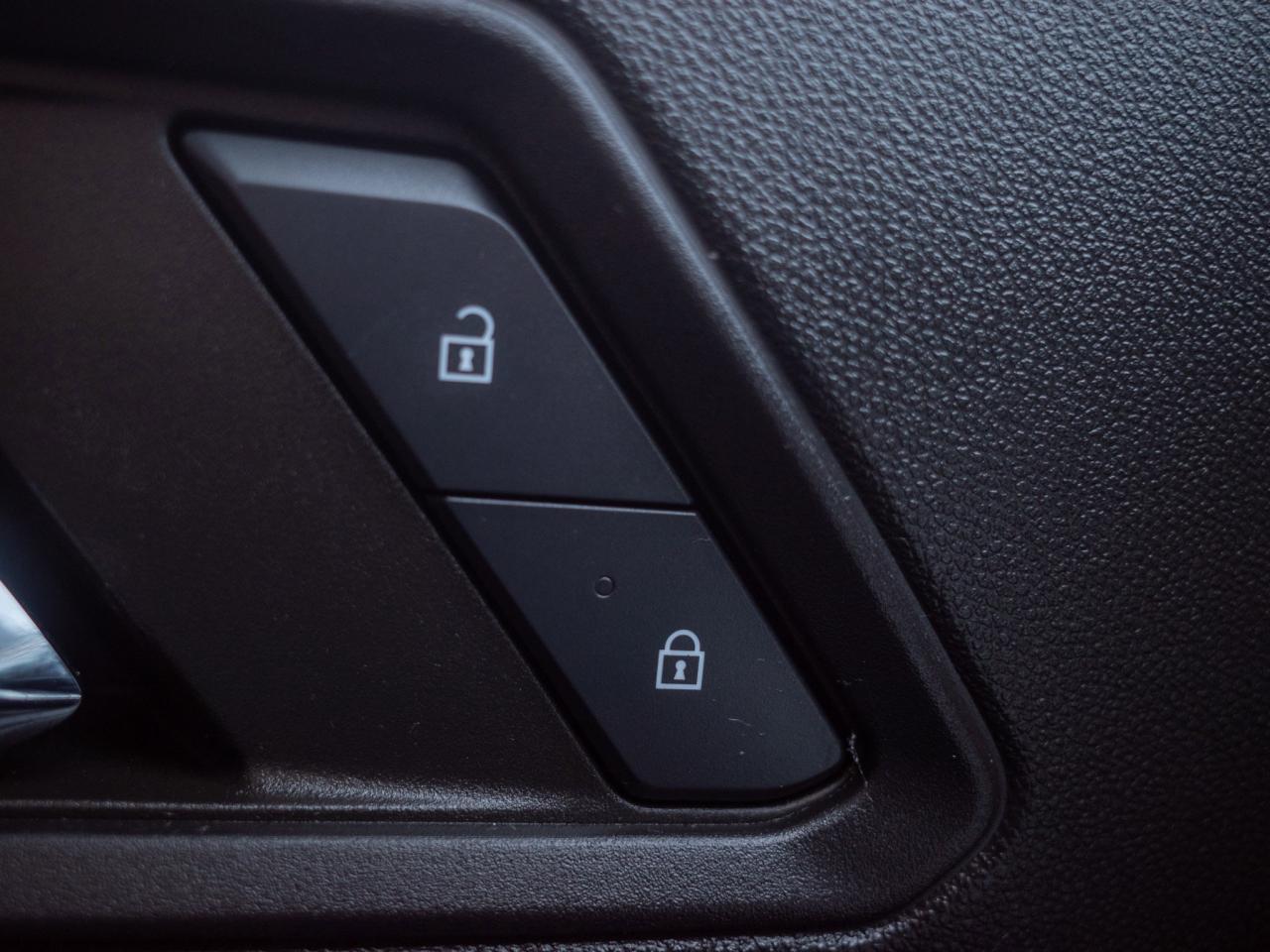 2024 GMC Canyon Elevation - Off-Road Performance Display Photo