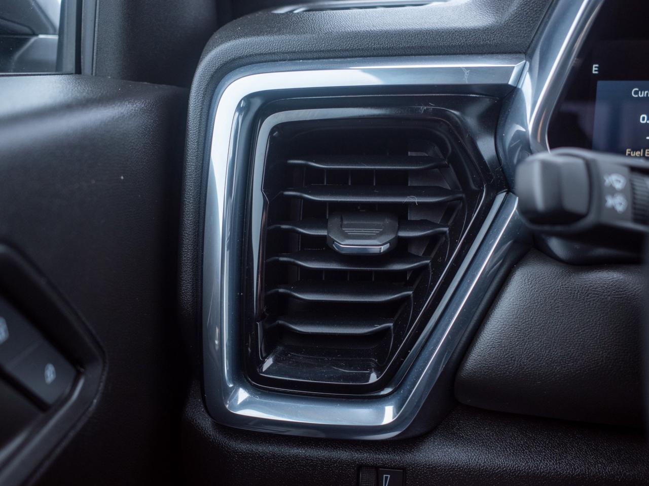 2024 GMC Canyon Elevation - Off-Road Performance Display Photo