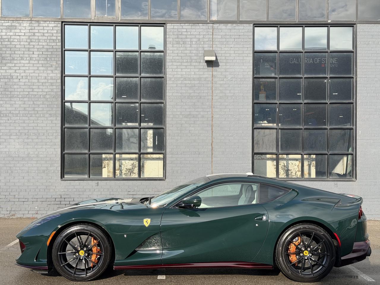 2020 Ferrari 812 Superfast Coupe Photo2