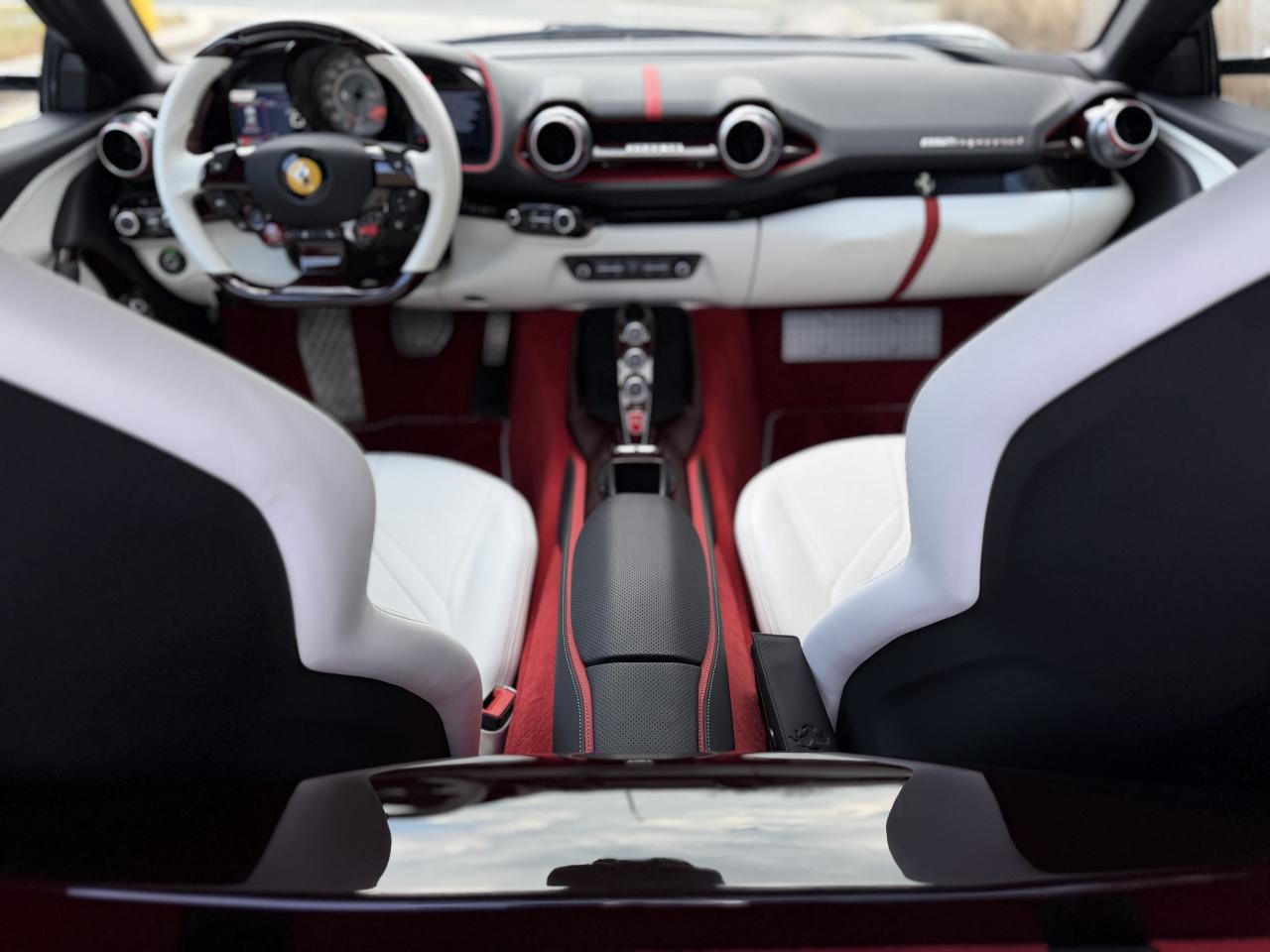 2020 Ferrari 812 Superfast Coupe Photo