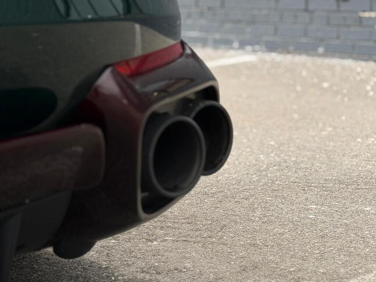 2020 Ferrari 812 Superfast 1 OF 500 LIMITED Photo
