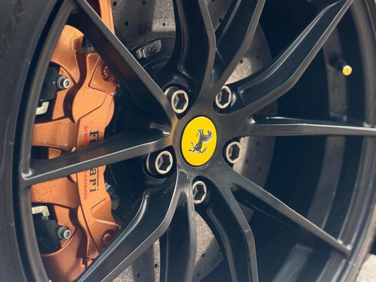 2020 Ferrari 812 Superfast 1 OF 500 LIMITED Photo