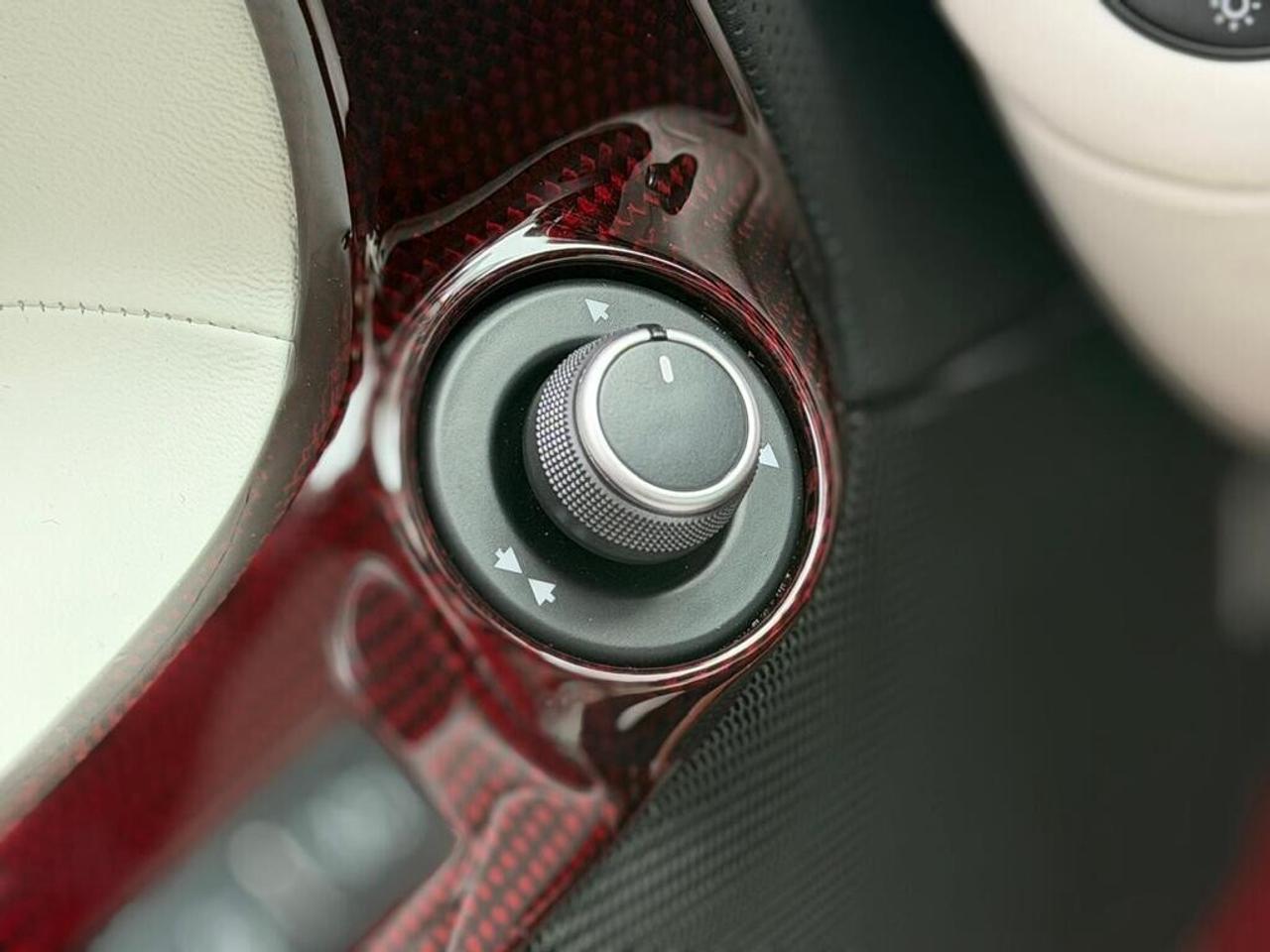 2020 Ferrari 812 Superfast 1 OF 500 LIMITED Photo