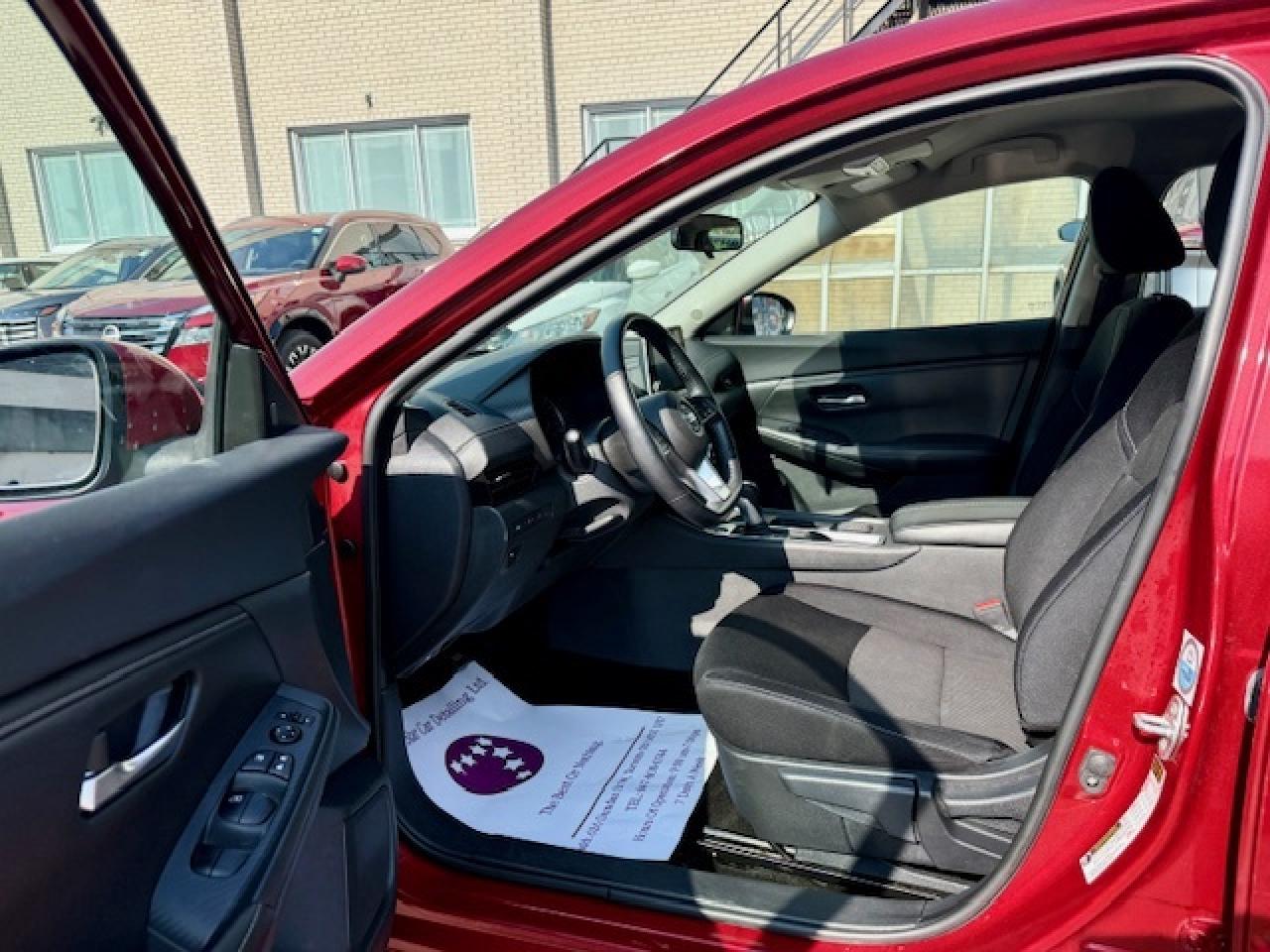 2021 Nissan Sentra SV, APPLE CARPLAY, HEATED SEATS, PUSH BUTTON, SIRI Photo