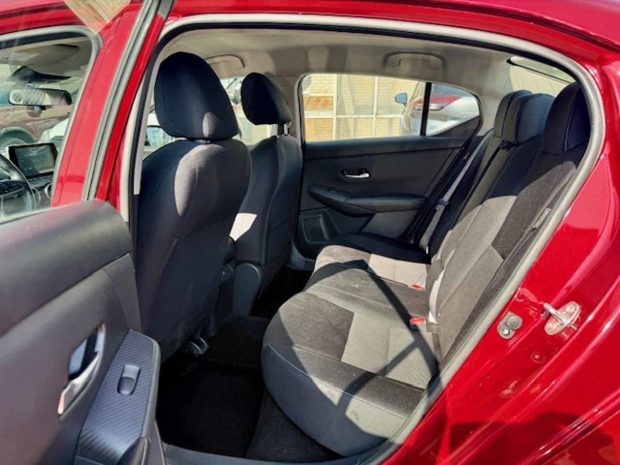 2021 Nissan Sentra SV, APPLE CARPLAY, HEATED SEATS, PUSH BUTTON, SIRI Photo