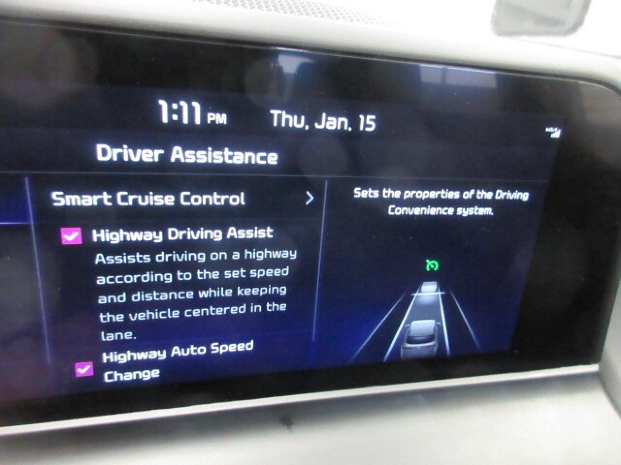 2025 Kia Seltos EX PREMIUM AWD, NAV, ROOF, HTD. LEATHER, 12K! Photo