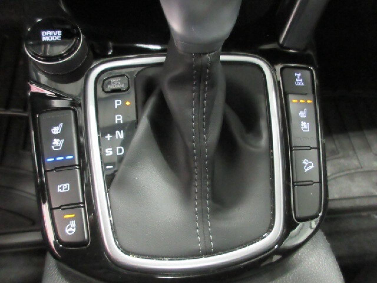 2025 Kia Seltos EX PREMIUM AWD, NAV, ROOF, HTD. LEATHER, 12K! Photo