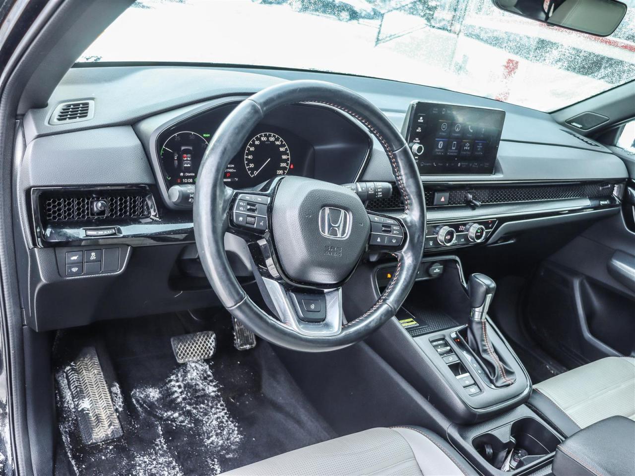 2024 Honda CR-V Touring LEATHER NAVI SUNROOF Photo