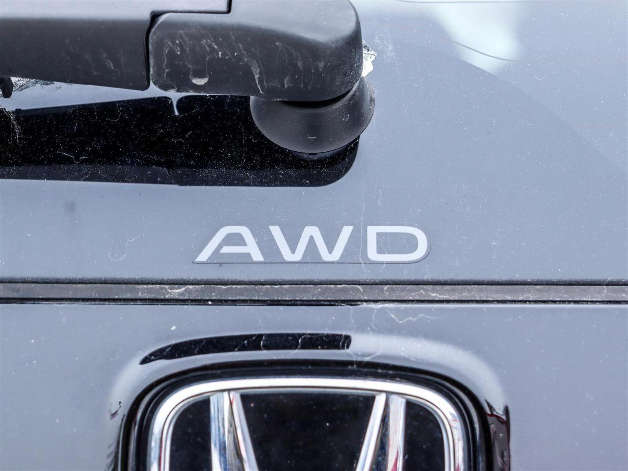 2024 Honda CR-V Touring LEATHER NAVI SUNROOF Photo