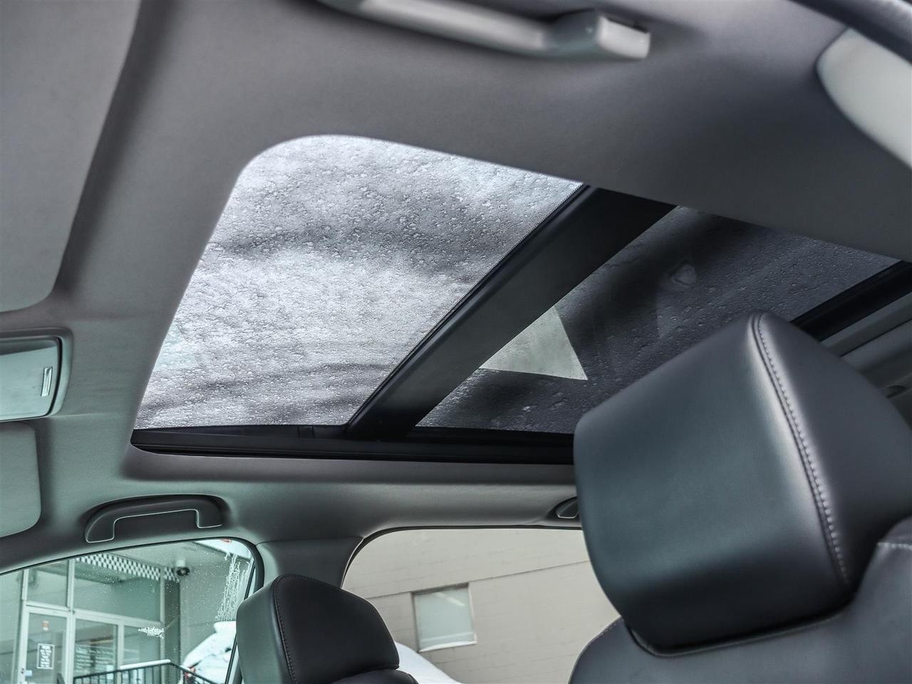 2020 Honda CR-V Touring LEATHER NAVI SUNROOF Photo