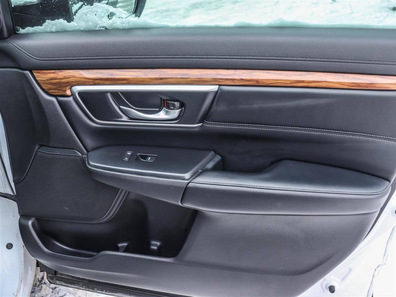 2020 Honda CR-V Touring LEATHER NAVI SUNROOF Photo