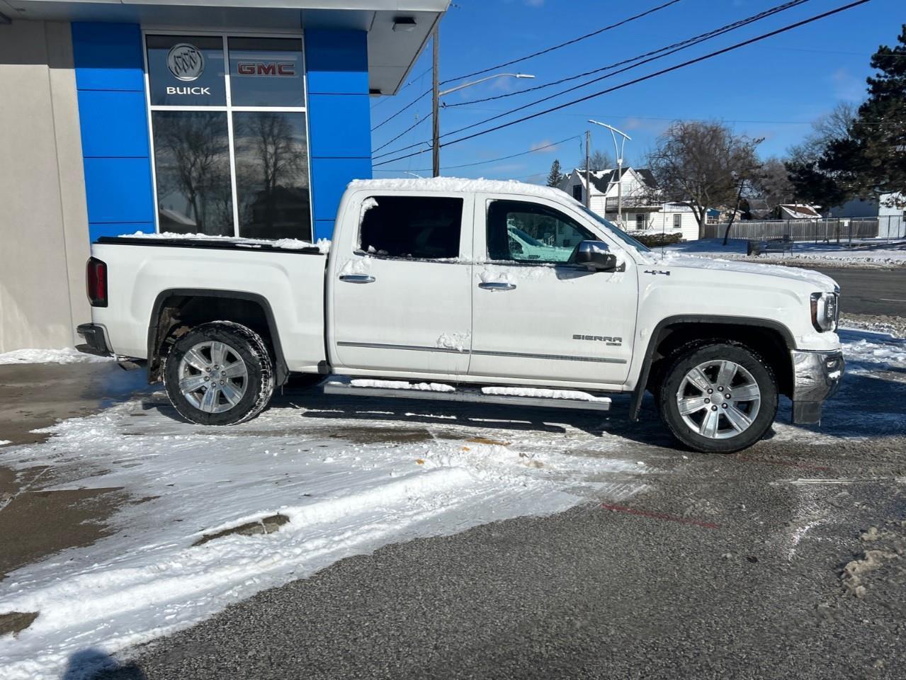 2017 GMC Sierra 1500 SLT E-ASSIST!! LEATHER! Photo3