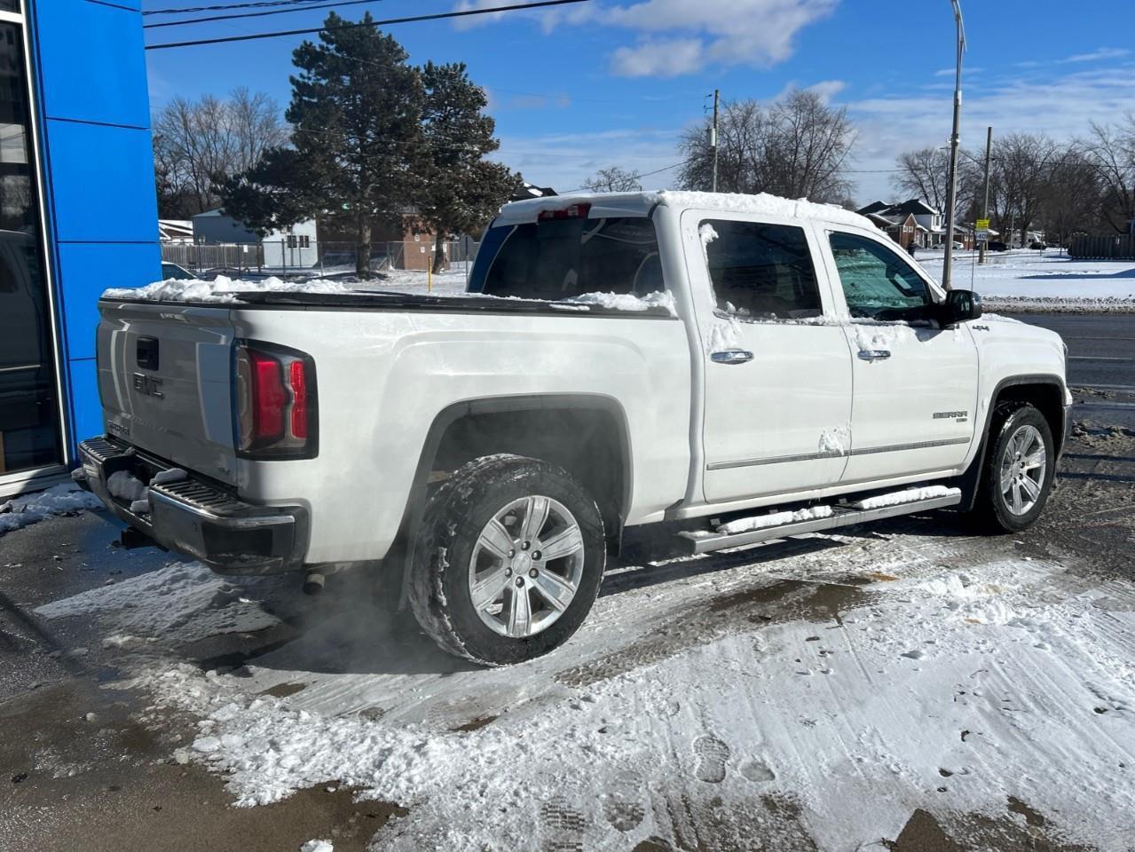 2017 GMC Sierra 1500 SLT E-ASSIST!! LEATHER! Photo