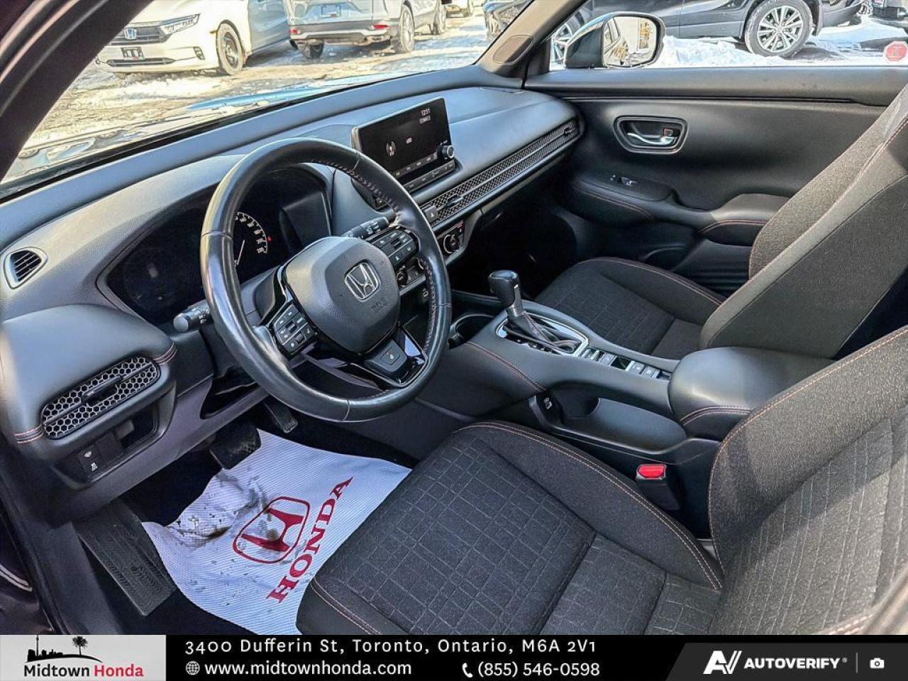 2023 Honda HR-V AWD   SMART PHONE CONNECTION   SUNROOF Photo