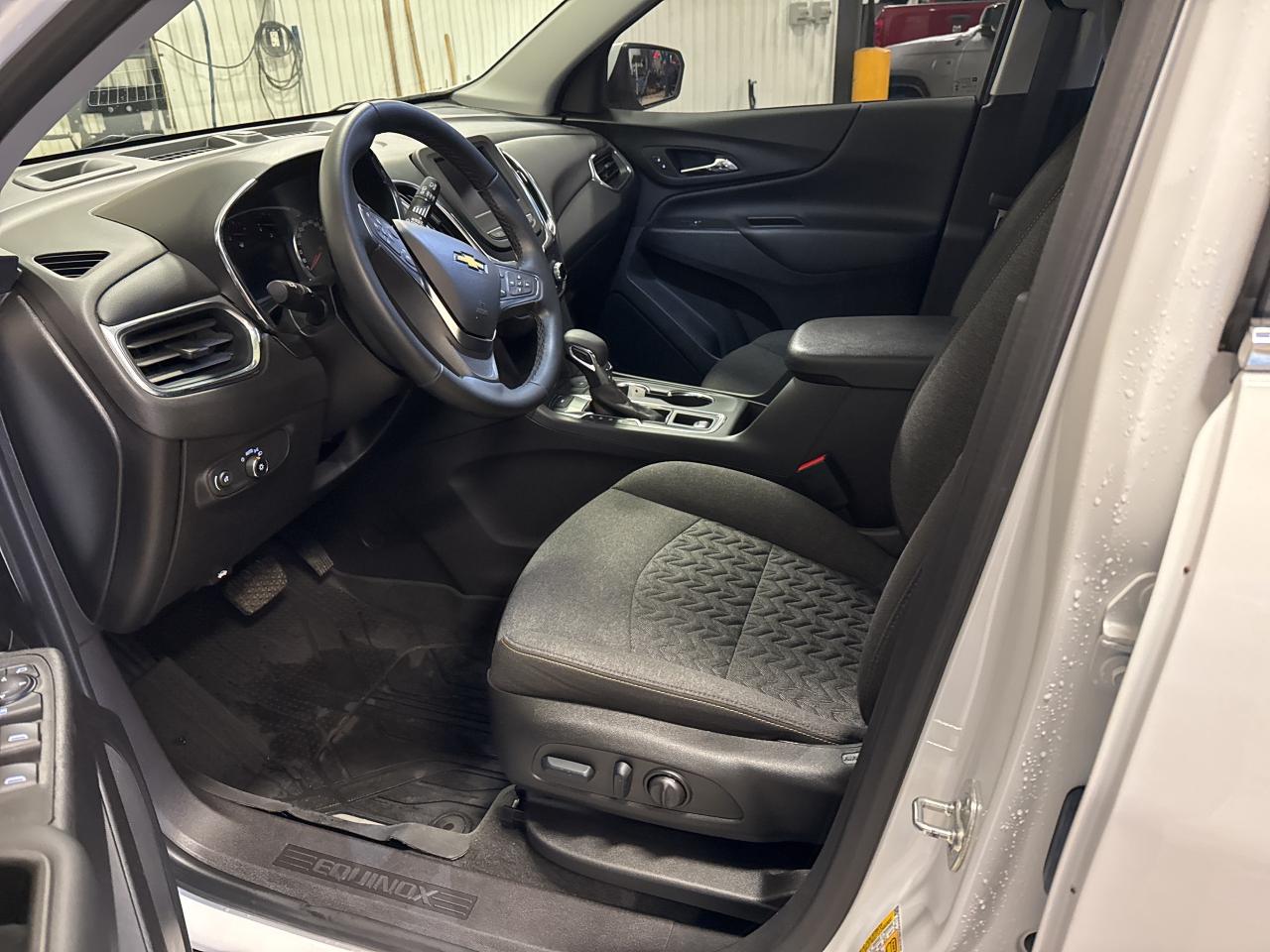 2024 Chevrolet Equinox LT Photo