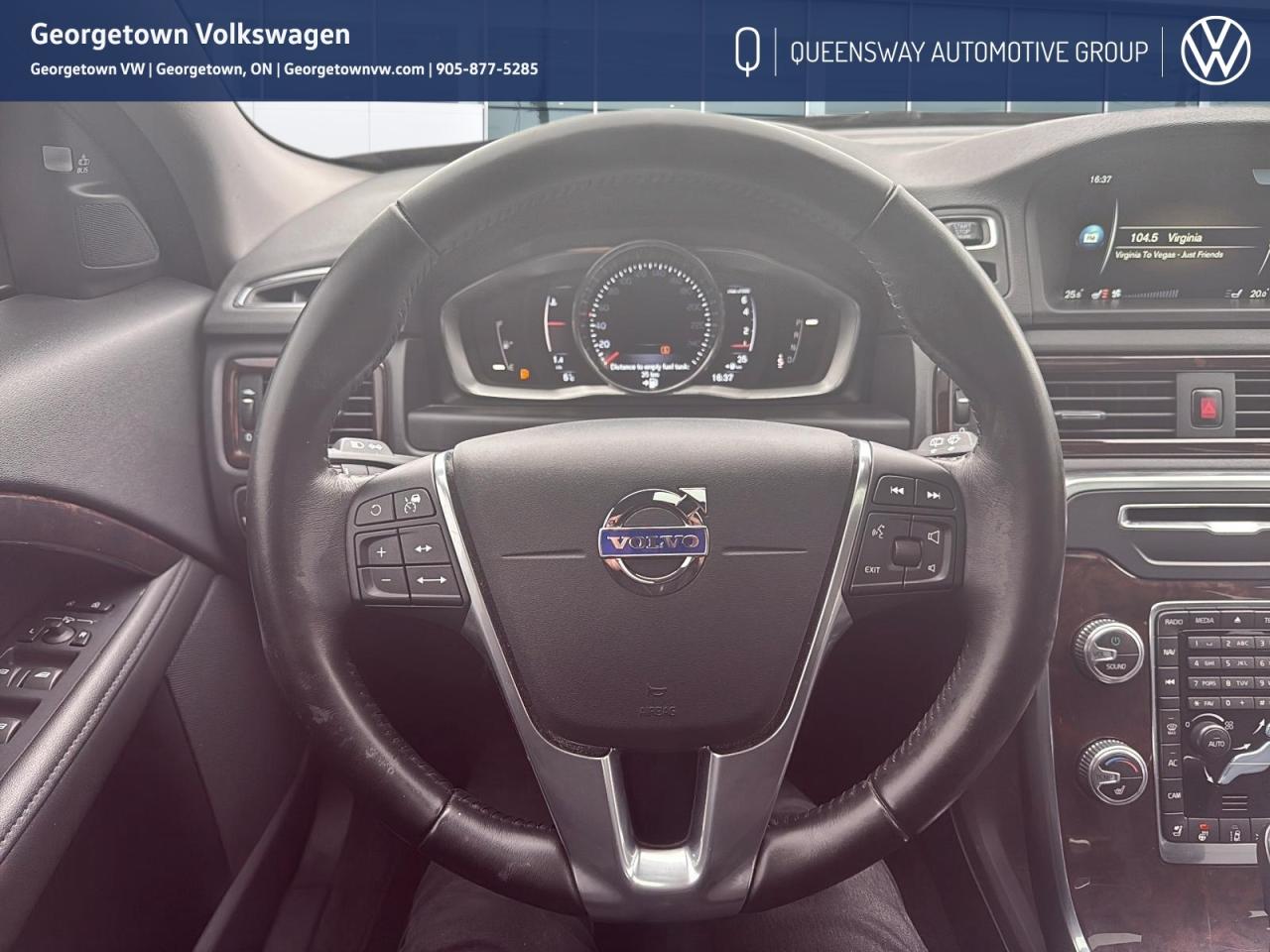 2016 Volvo XC70 T5 Premier Photo