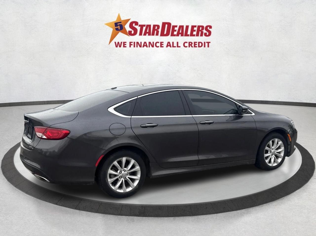 2015 Chrysler 200 NAV LEATHER PANO ROOF CLEAN WE FINANCE ALL CREDIT! Photo