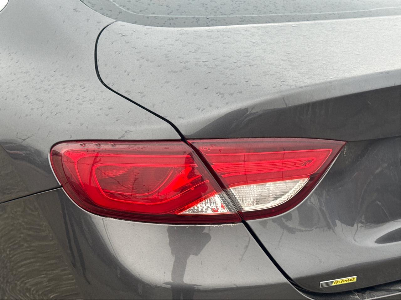 2015 Chrysler 200 NAV LEATHER PANO ROOF CLEAN WE FINANCE ALL CREDIT! Photo