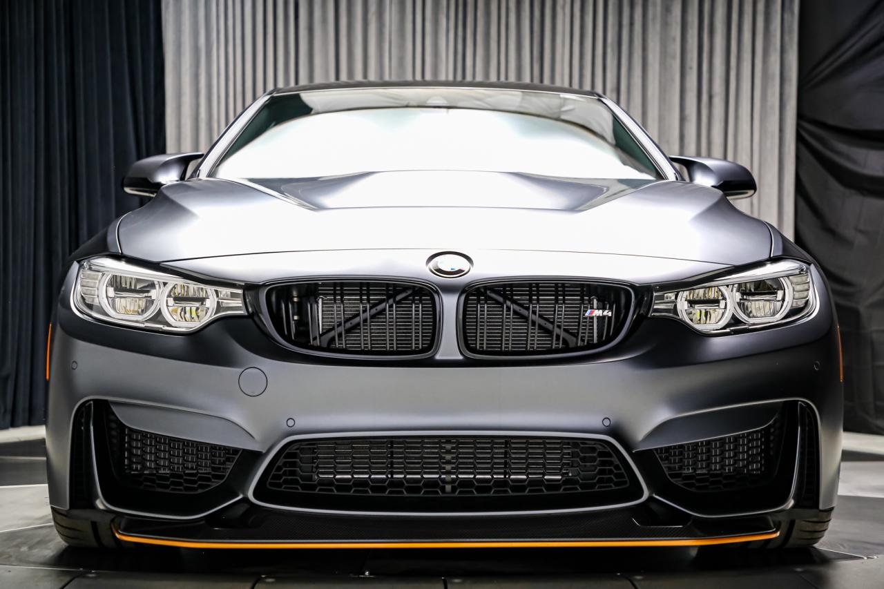2016 BMW M4 GTS 493HP  CARBONWHEELS INDV.PAINT RARE ALMOSTNEW Photo