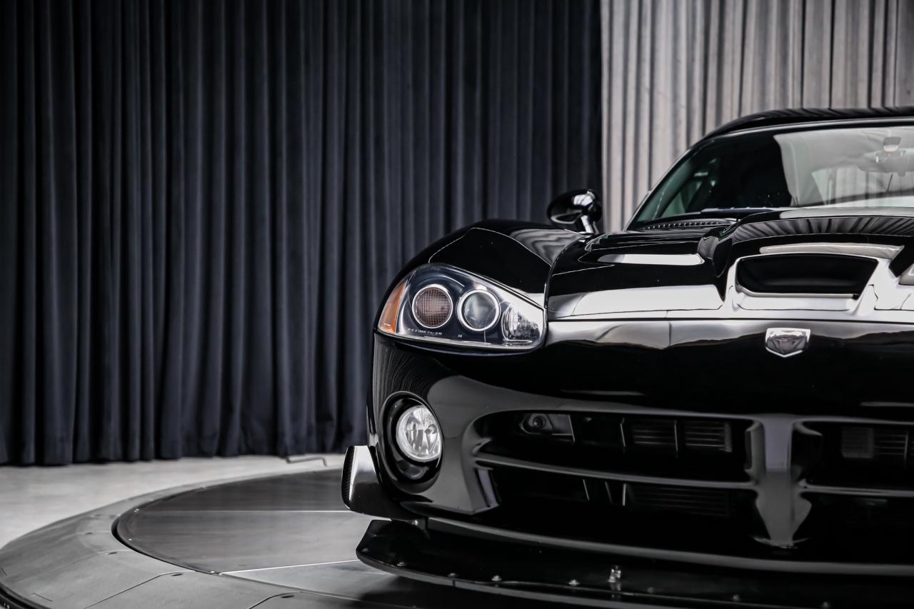 2008 Dodge Viper SRT10 ACR COMPETITION 8.4L V10 600HP BREMBO CARBON Photo