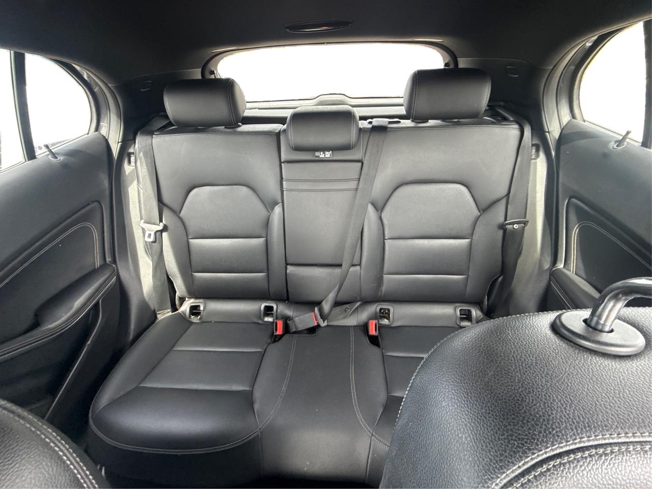 2015 Mercedes-Benz GLA-Class CERTIFIED NAV LEATHER ROOF WE FINANCE ALL CREDIT Photo