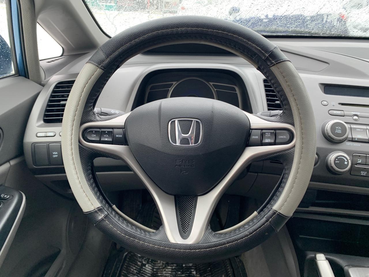 2010 Honda Civic 4dr Auto EX-L Photo