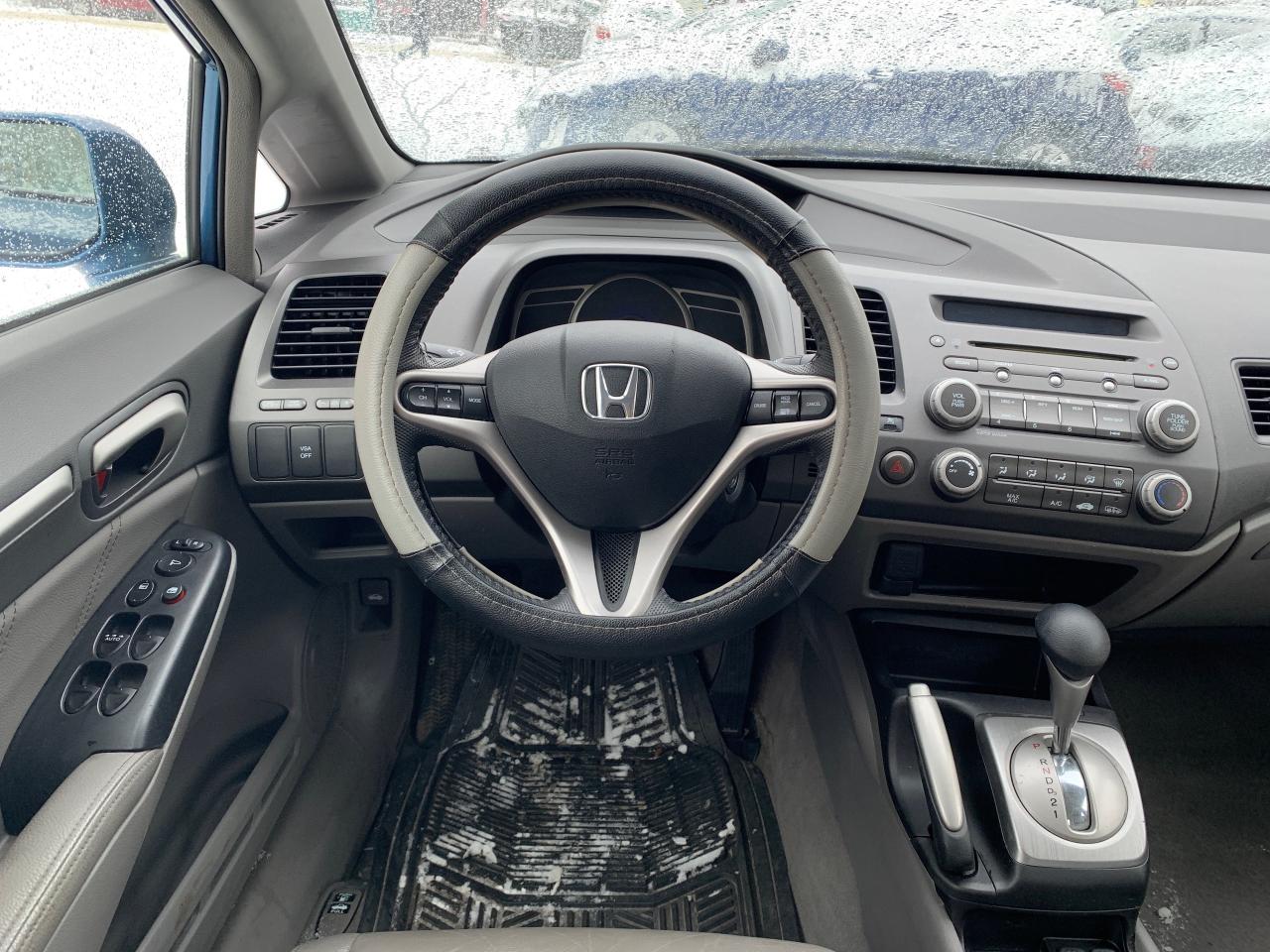 2010 Honda Civic 4dr Auto EX-L Photo
