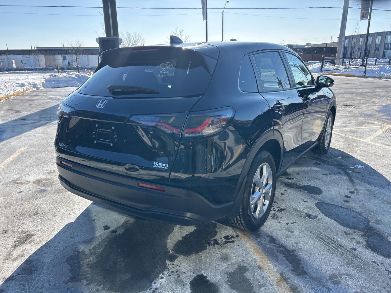 2024 Honda HR-V LX-B 2WD CVT   CLEAN CARFAX   ONE OWNER Photo