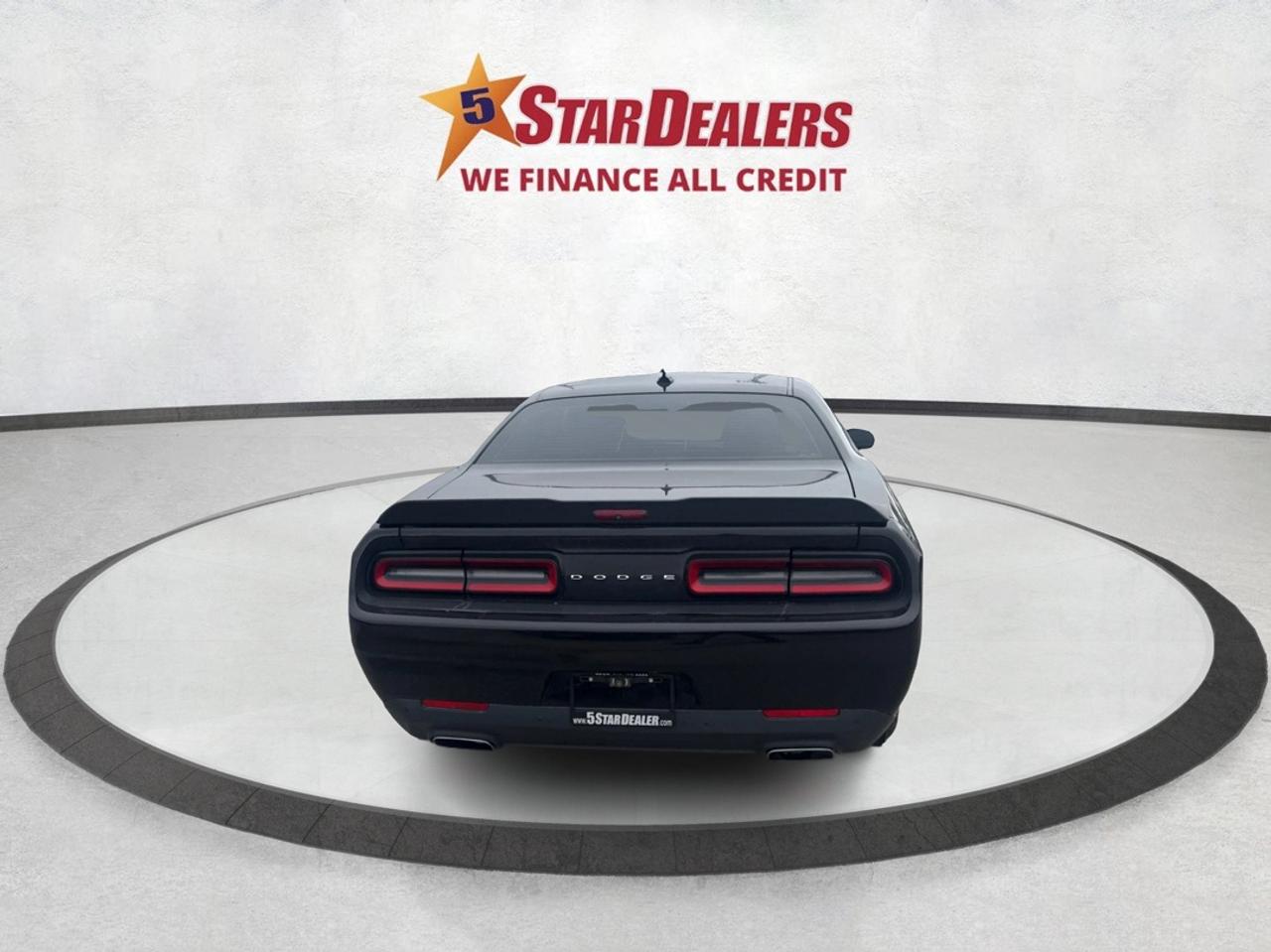 2015 Dodge Challenger NAV LEATHER HEATED SEATS! WE FINANCE ALL CREDIT! Photo