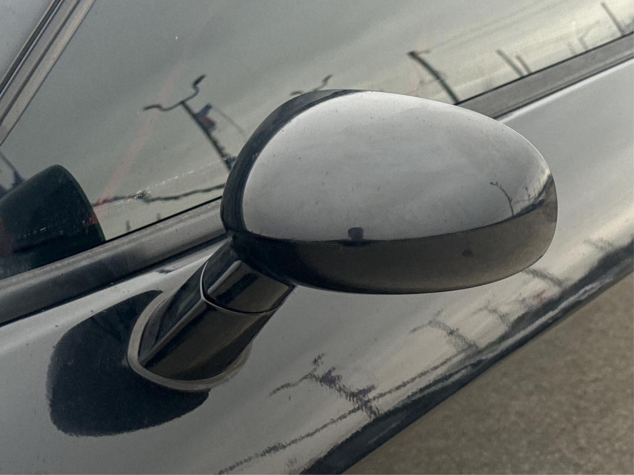 2015 Dodge Challenger NAV LEATHER HEATED SEATS! WE FINANCE ALL CREDIT! Photo