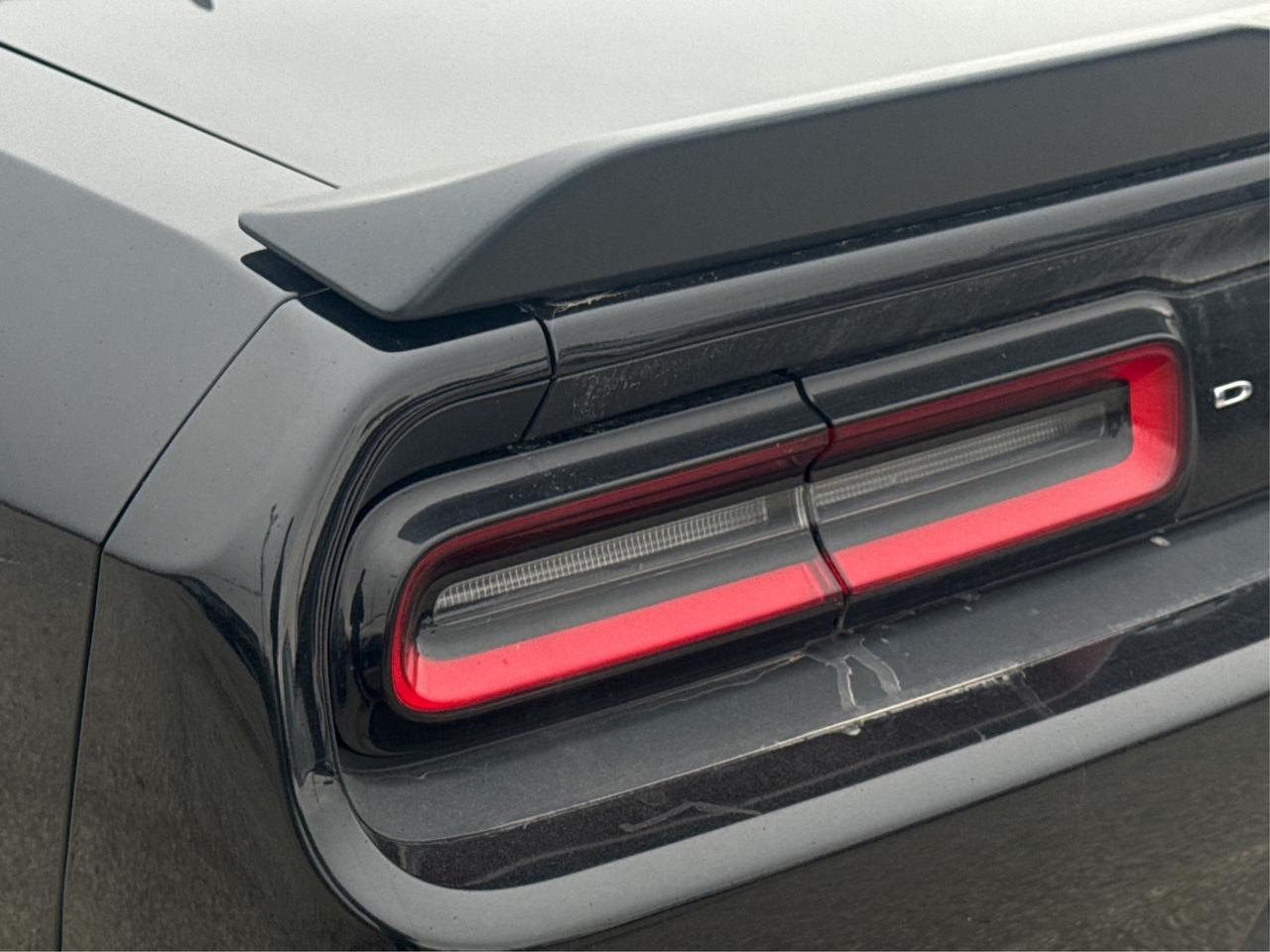 2015 Dodge Challenger NAV LEATHER HEATED SEATS! WE FINANCE ALL CREDIT! Photo