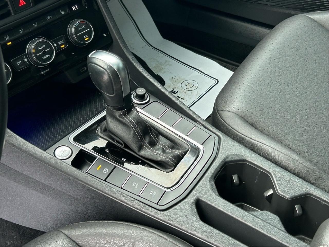 2021 Volkswagen Jetta Highline Auto   CLEAN CARFAX Photo