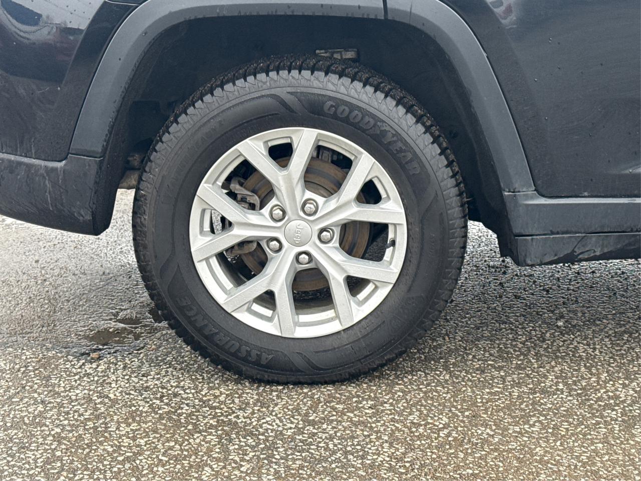 2023 Jeep Grand Cherokee NAV LEATHER HEATED SEATS! WE FINANCE ALL CREDIT! Photo