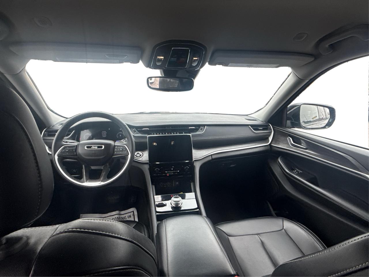 2023 Jeep Grand Cherokee NAV LEATHER HEATED SEATS! WE FINANCE ALL CREDIT! Photo