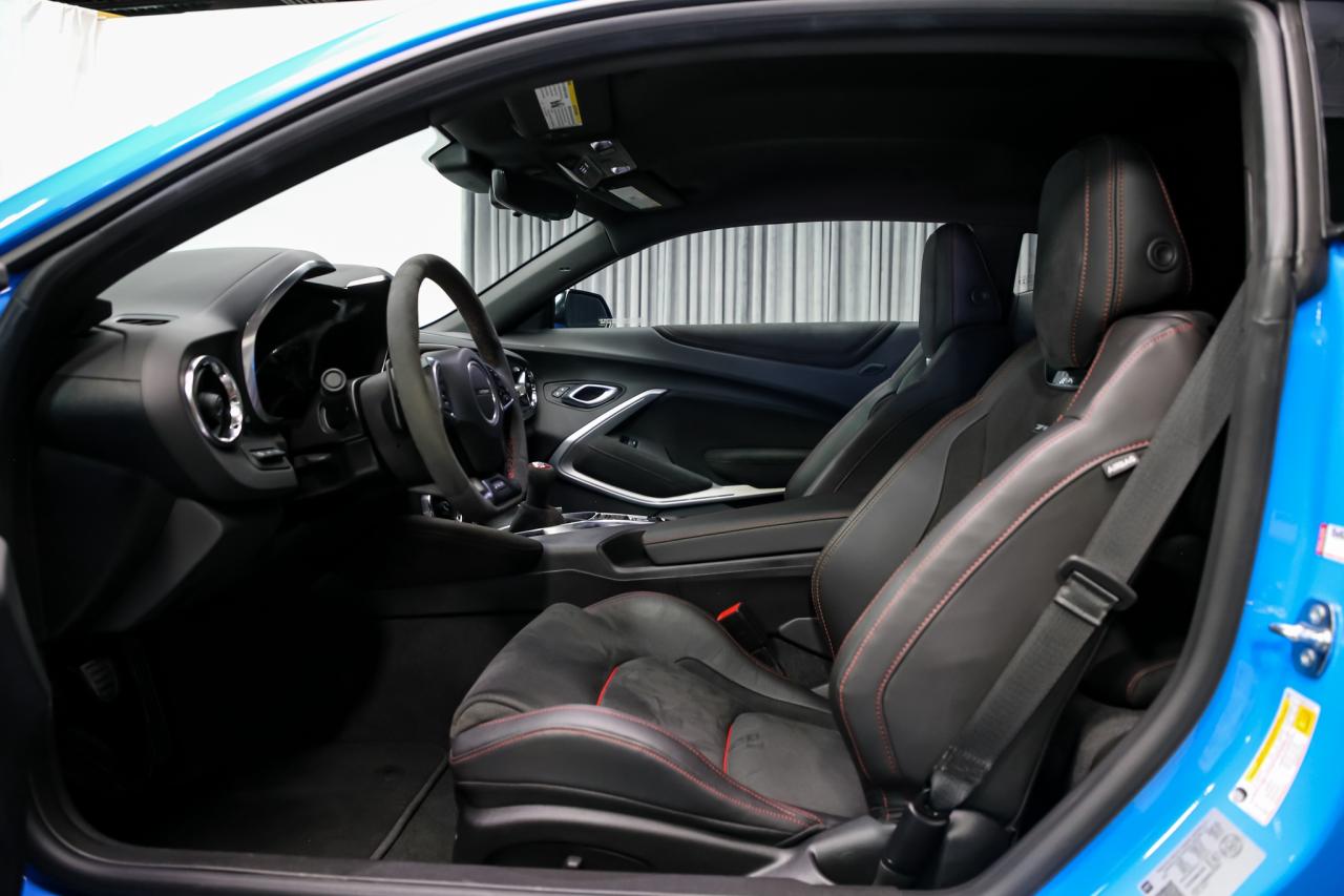2022 Chevrolet Camaro ZL1 1LE EXTREME TRACK PACK MANUAL 650HP RARESPEC Photo