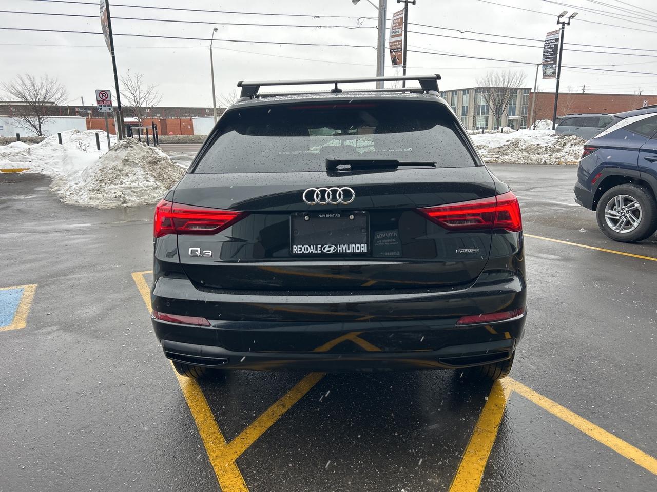 2023 Audi Q3 Komfort 45 TFSI quattro   CLEAN CARFAX Photo