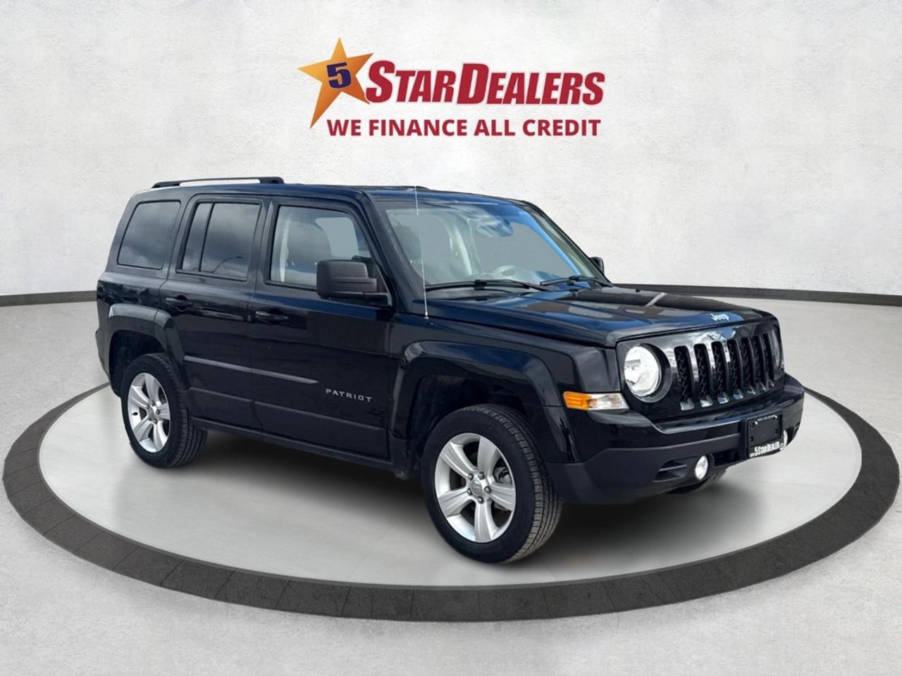 2015 Jeep Patriot 4WD HEATED SEATS CLEAN WE FINANCE ALL CREDIT! Photo0