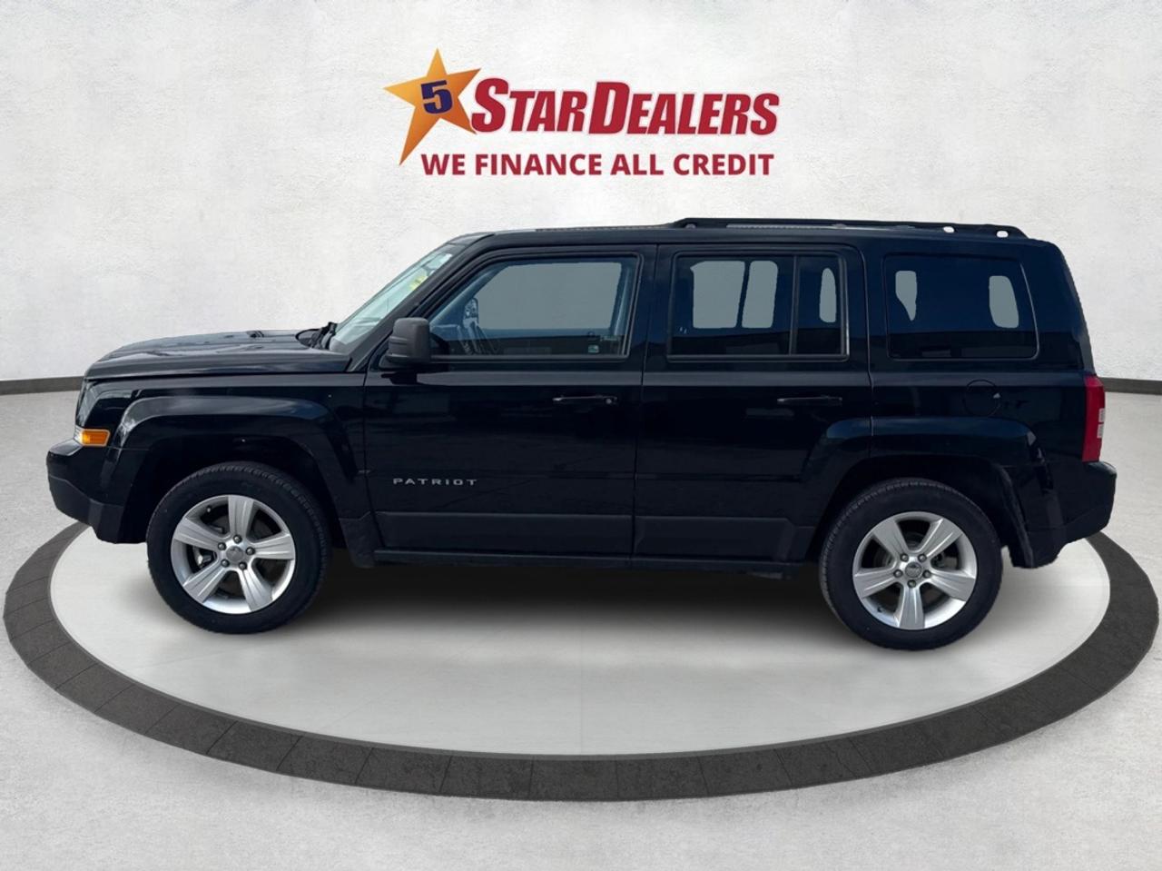 2015 Jeep Patriot 4WD HEATED SEATS CLEAN WE FINANCE ALL CREDIT! Photo