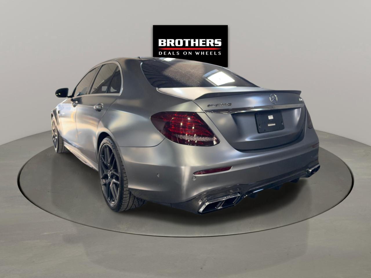 2020 Mercedes-Benz E-Class AMG E 63 S 4MATIC+ MagnoGrey CarbonTrims No Accide Photo4