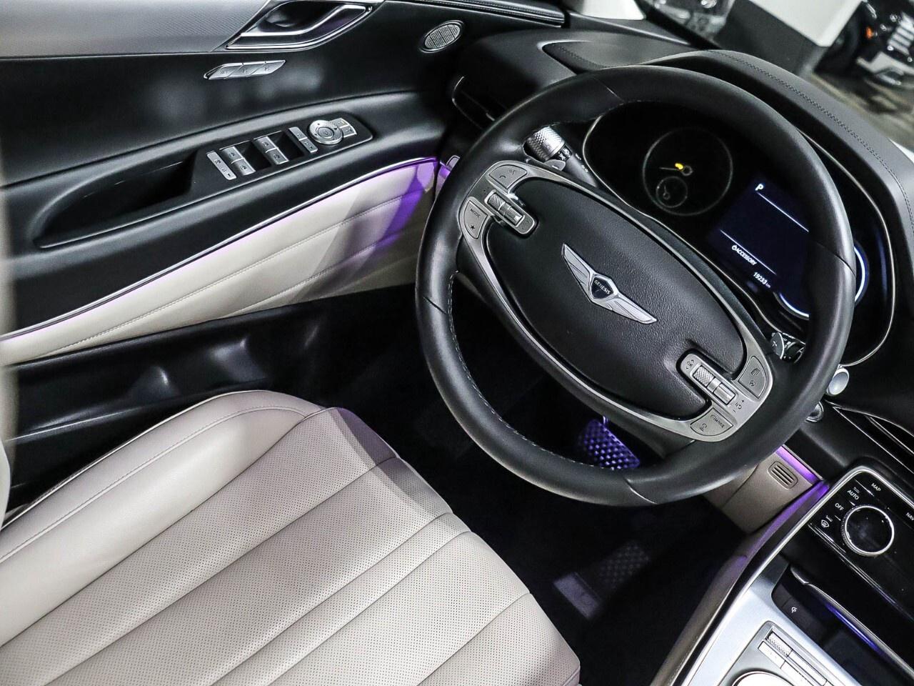 2021 Genesis GV80 2.5T Advanced AWD Photo