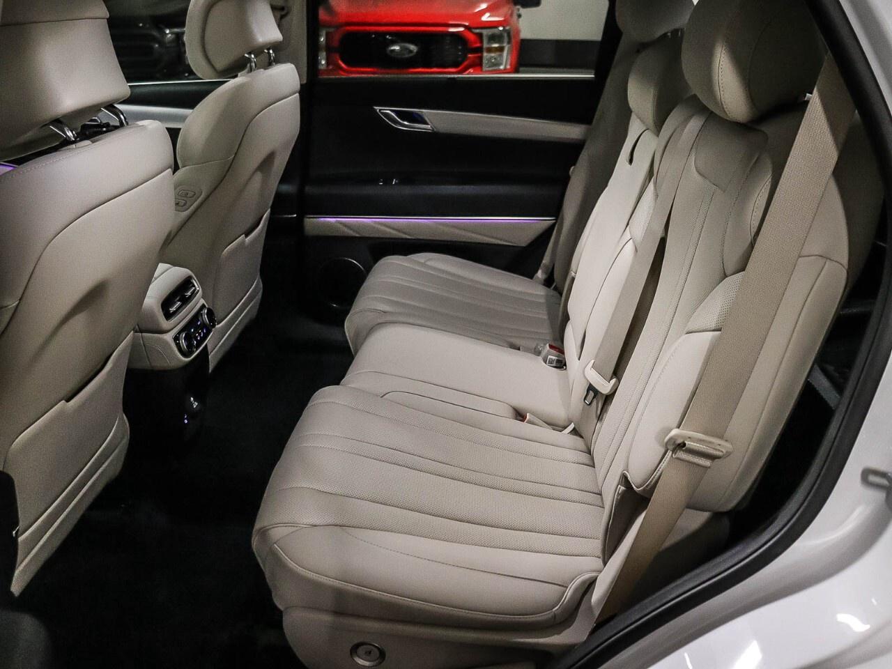 2021 Genesis GV80 2.5T Advanced AWD Photo