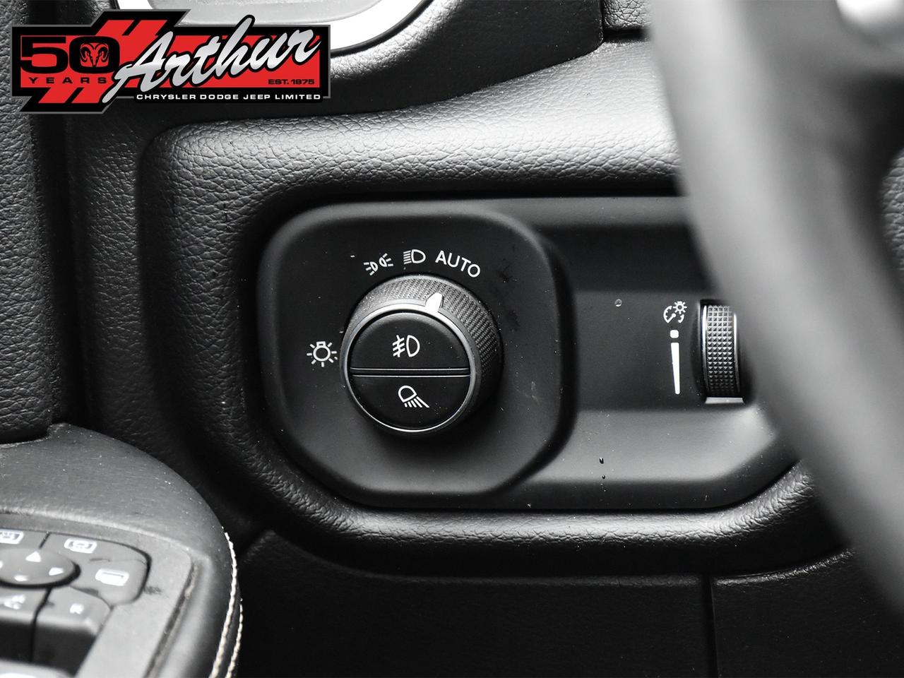 2025 RAM 2500 Big Horn Crew Cab 4x4 Photo